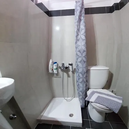 Guest house Polemarhos 10 *